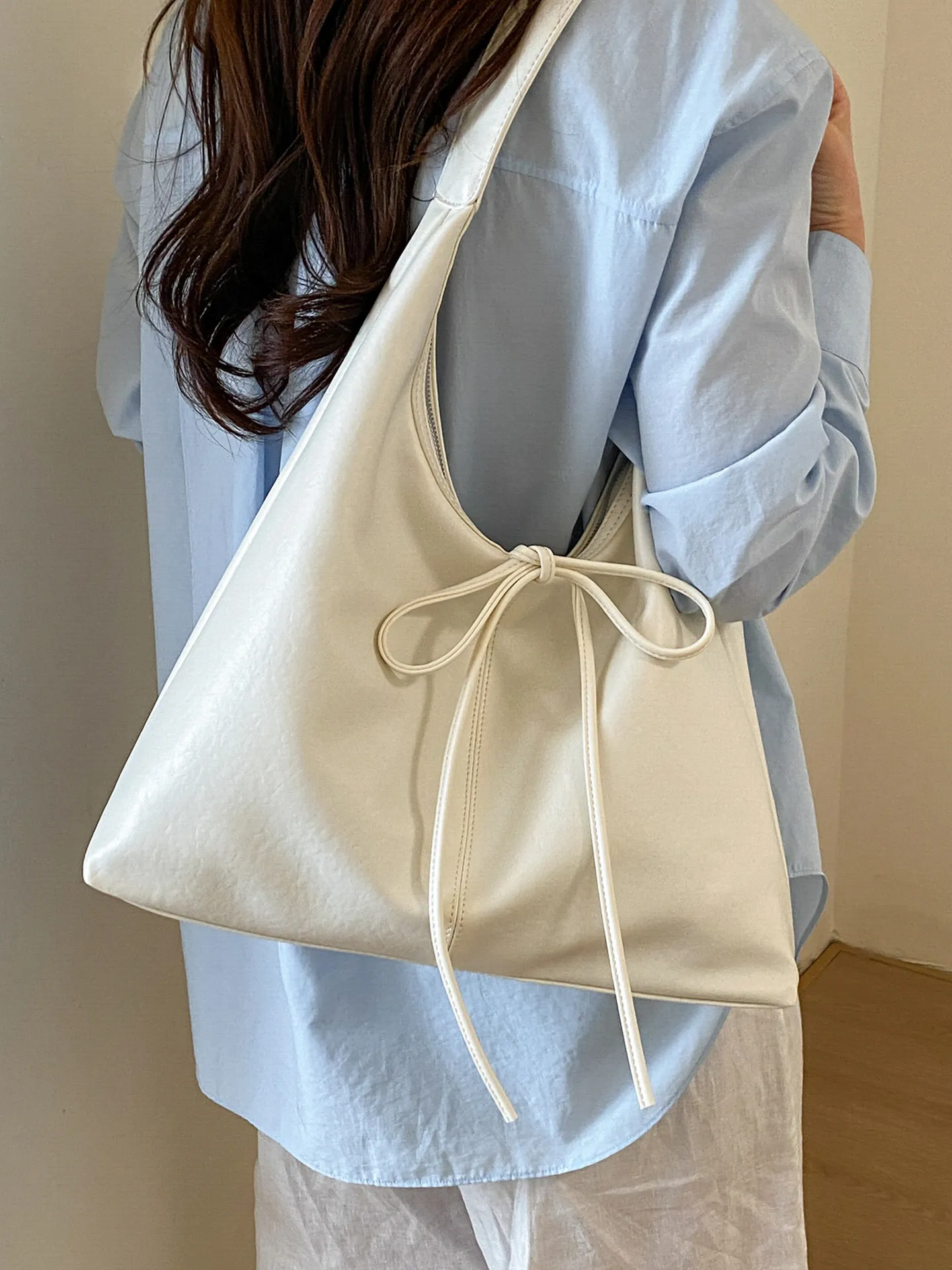 Solid Color Large Capacity Women Shoulder Bag Spring Summer Korean Style Bowknot PU Tote Bags Casual Commuting Zipper Handbags