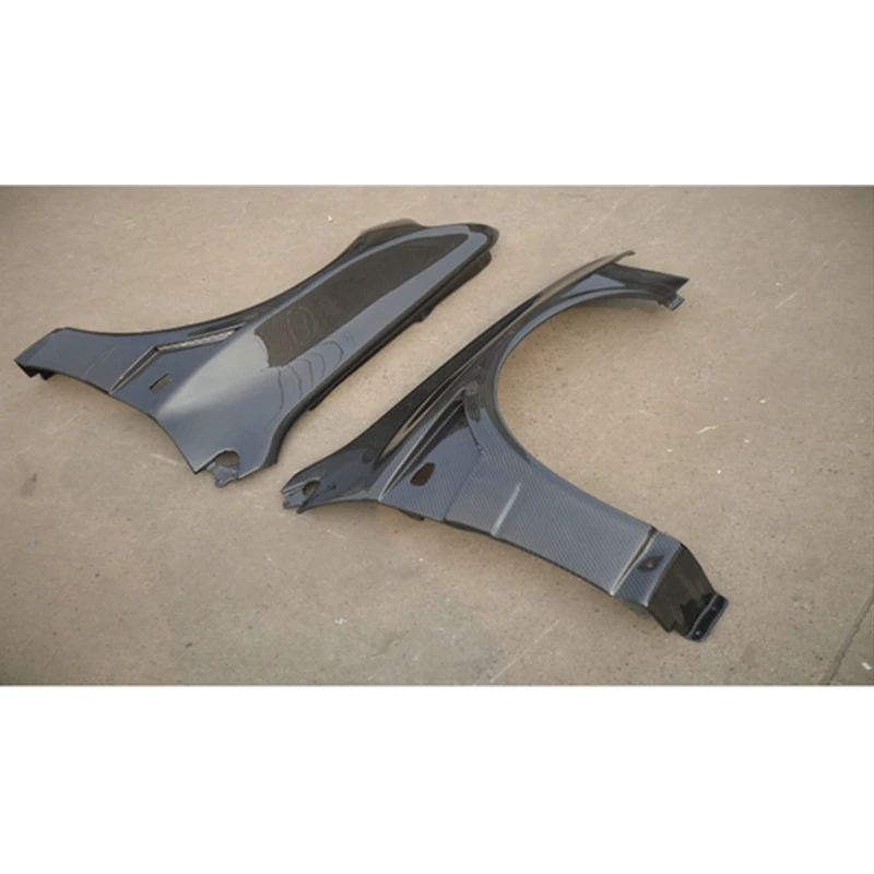 Aile latérale avant simple ventilée en fibre de carbone de haute qualité +10 mm pour berline sport et tout-terrain