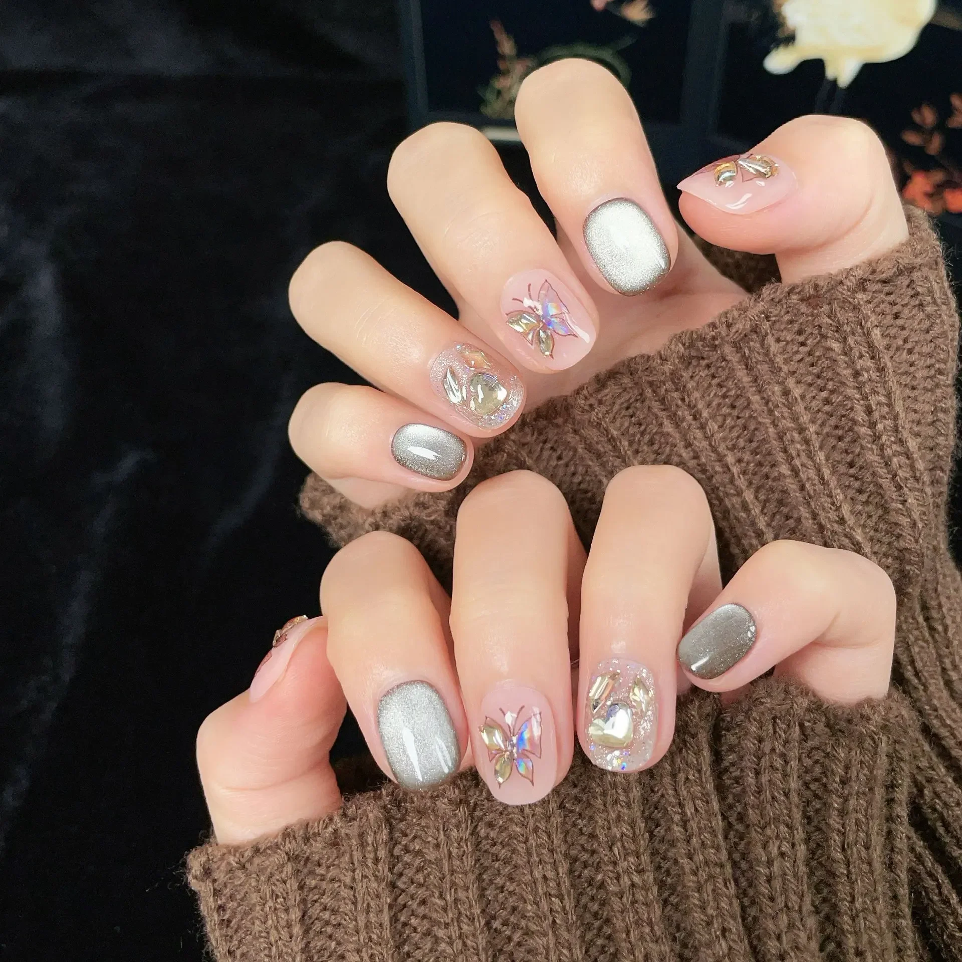 

10pcs Colorful Cat Eye Ice Transparent Butterfly Press-On Nails Holographic Finish Short Square Shape Animal Pattern for Women