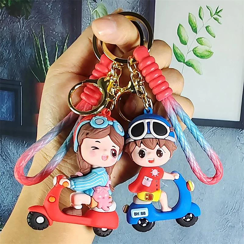 Cartoon Elektroauto Jungen und Mädchen Schlüssel bund Anhänger niedlichen Puppen tasche Anhänger Auto Schlüssel ring Charme tragbare Zubehör Paar süße Geschenke