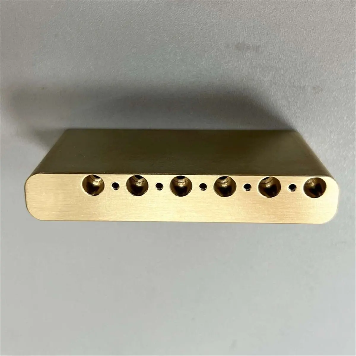 L79A Profession Electric Guitar Base Accessories Brass Block for Electric Guitar Tremolo System Bridge Great Improvement