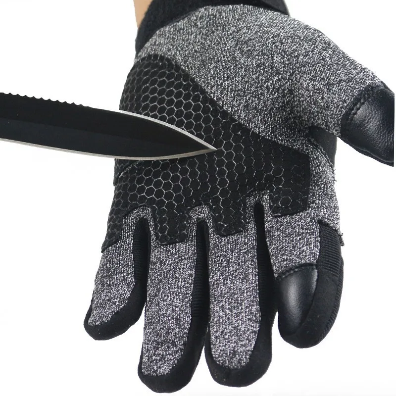 Anti-cut fitness gloves men and women tactical outdoor sports refers to the full protection training outdoor military fans ridin