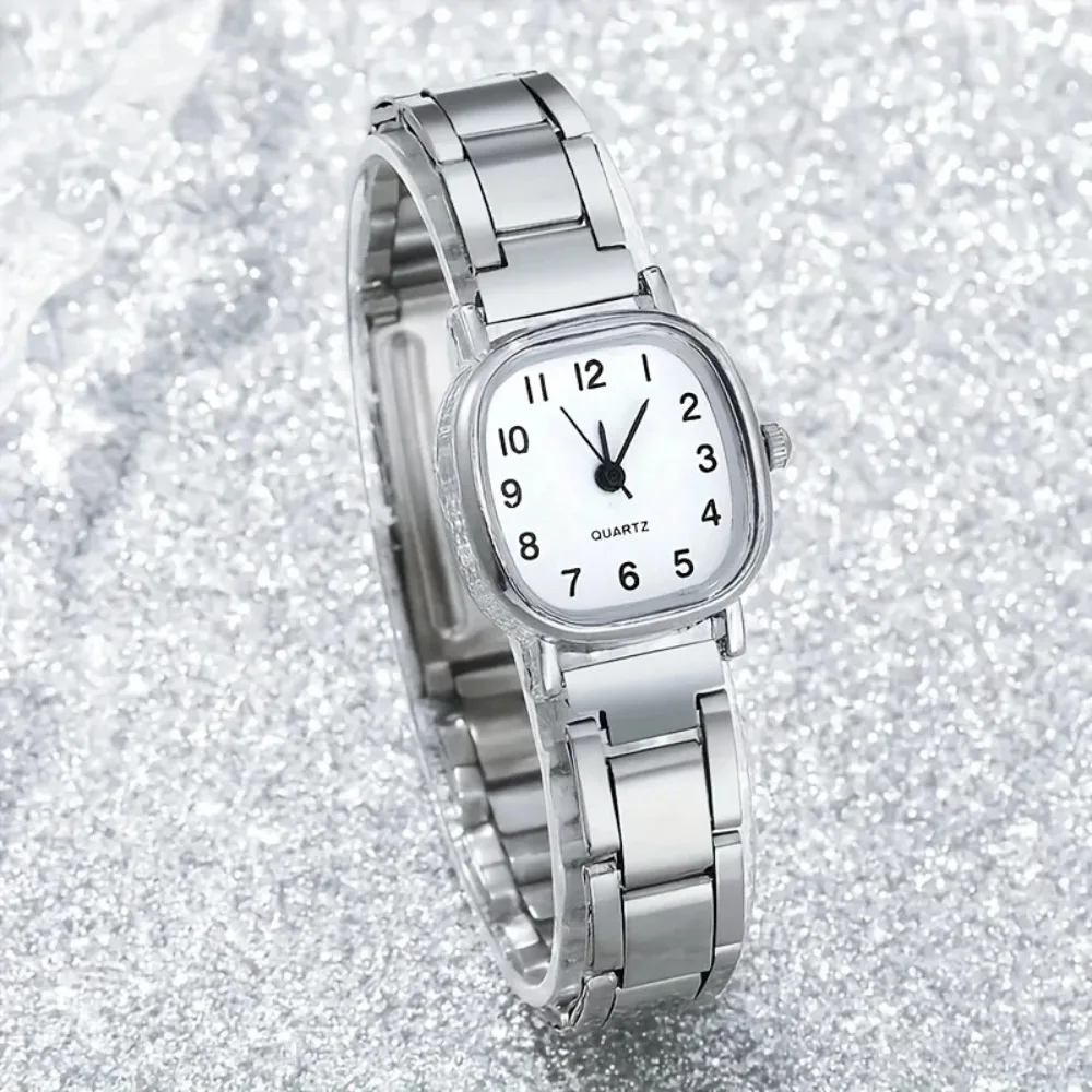Trendy Steel Strap Luxury Wrist Watches Square Small Dial Versatile Ladies Bracelet Watch Fashion Style Womens Quartz Wristwatch
