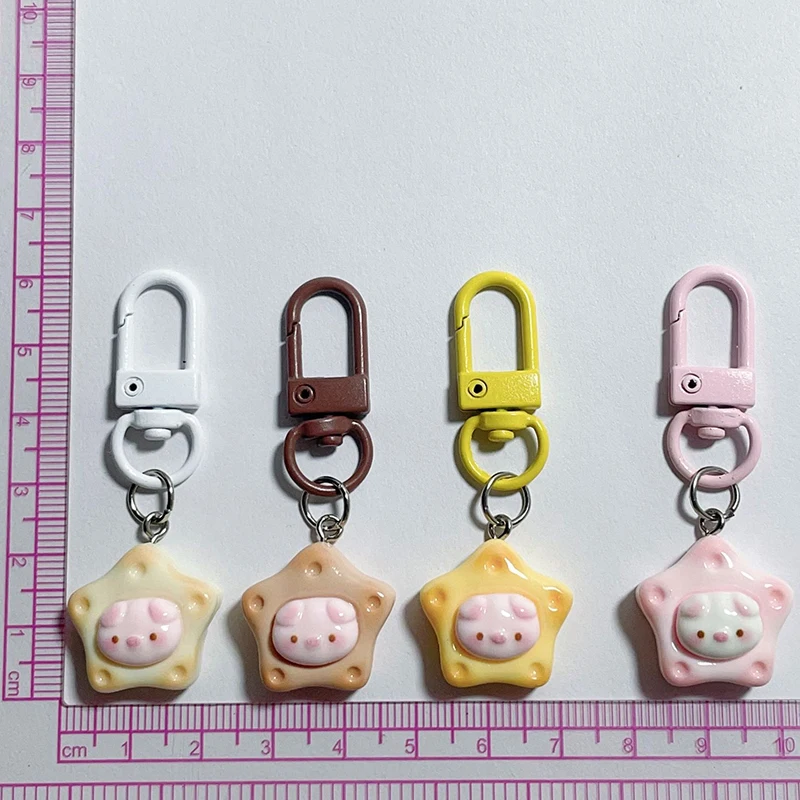 1Pcs New Cute Pig Five-pointed Star Cheese Keychain Resin Pendant Cute Bag Ornament Headphone Key Case Decoration Accessories