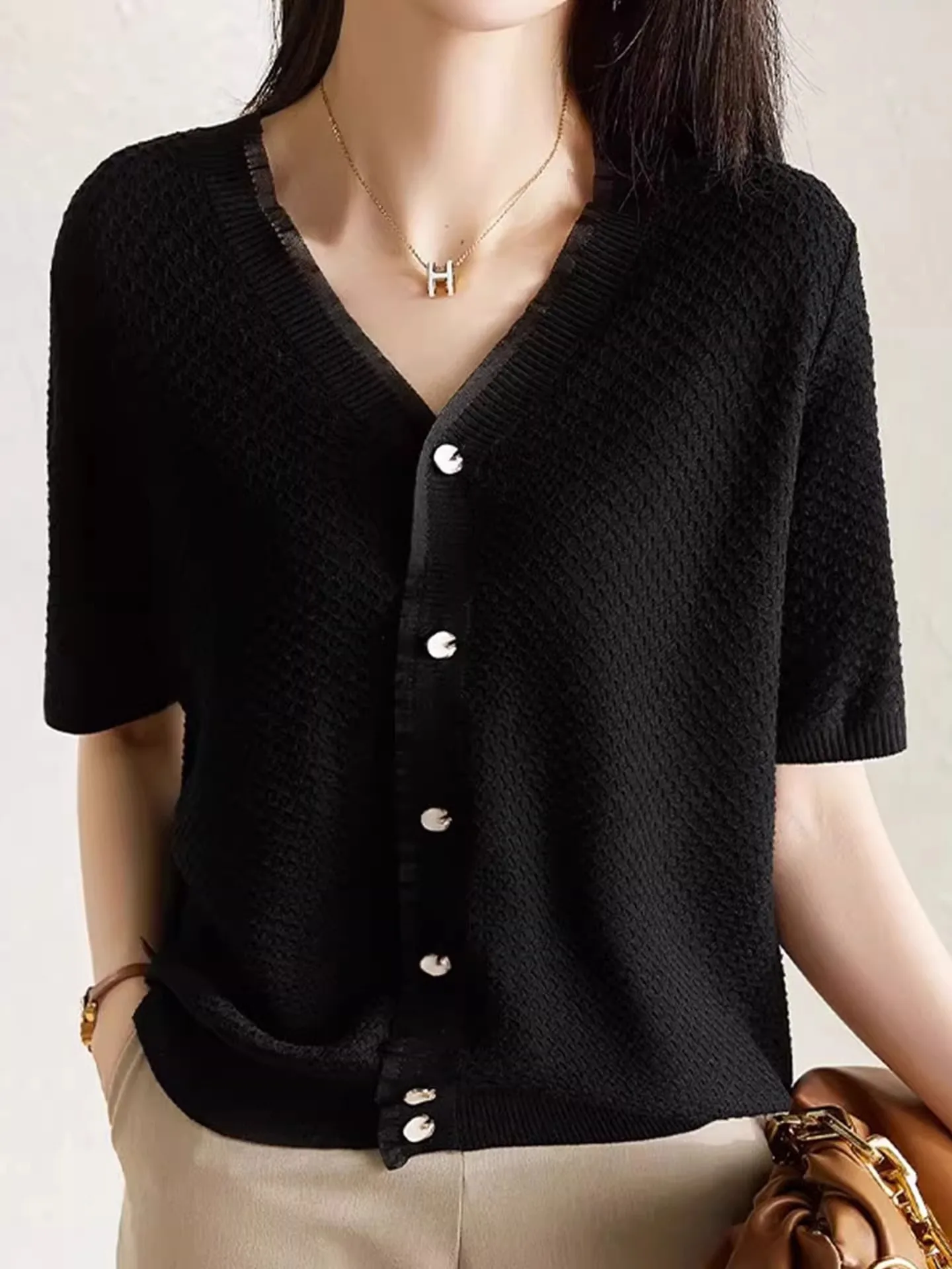 كارديجان نسائي صيفي بأكمام قصيرة وياقة على شكل V من قماش الحرير الجليدي المحبوك، متعدد الاستخدامات وأنيق ومناسب للعمل، بتصميم...