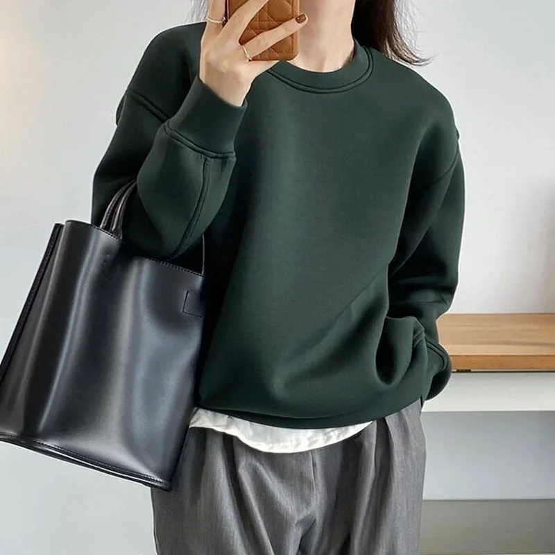 New Autumn and Winter Fashion Trend Round Neck Plush Thickened Loose Versatile Simple Reduced Age Long Sleeve Women\'s Sweater