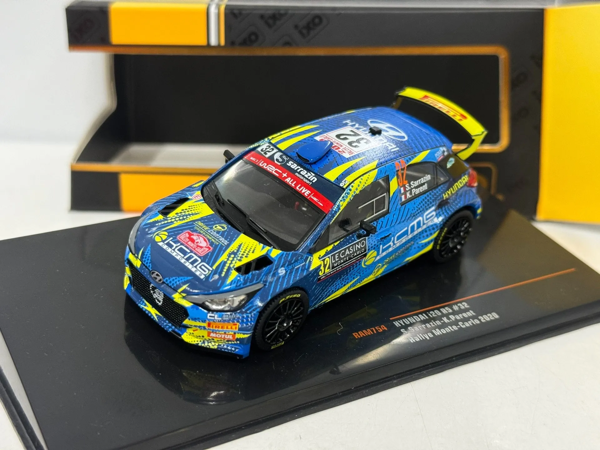 Diecast IXO Scala 1/43 Hyundai I20 R5 # 32 Ornamento per esposizione souvenir regalo giocattolo da collezione modello di auto in lega