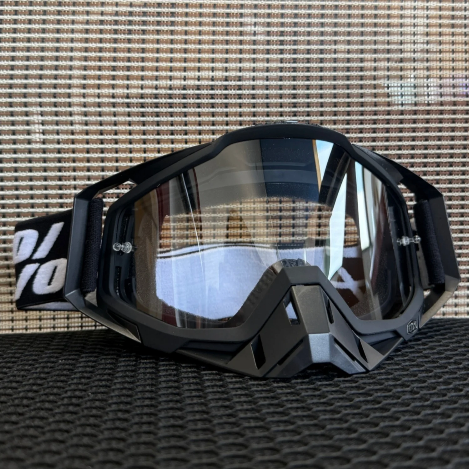 HD UV400 Windproof Dustproof MX ATV Motocross Goggles Helmet Compatible for Off-Road Riding Skiing Multi-Sport Activities