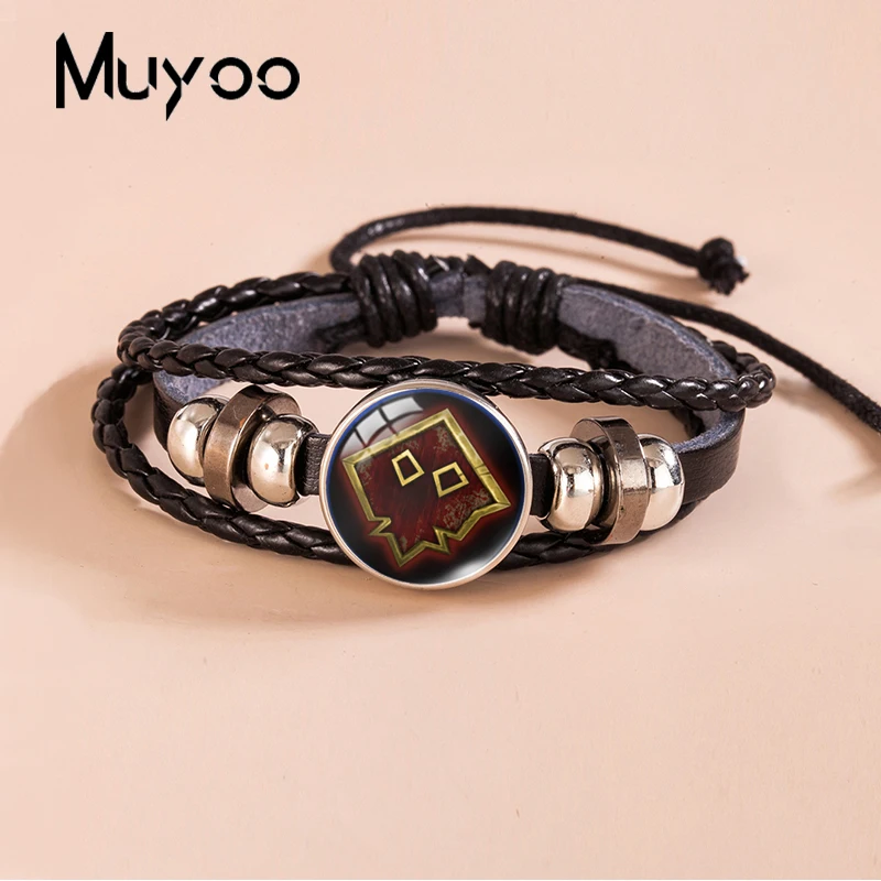 2023 New World of Warcraft Leather Bracelet WOW Alliance Horde Snap Button Bracelets Glass Dome Photo Bangles For Men