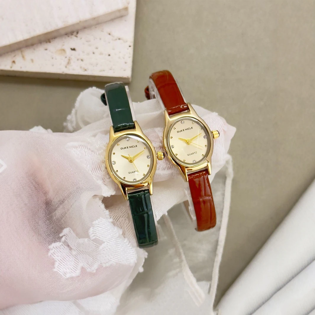 جديد خمر البيضاوي الصغيرة الهاتفي النساء الساعات عادية حلقة من جلد ساعة كوارتز فستان السيدات ساعة اليد ساعة حائط هدية Relojes Para Mujer