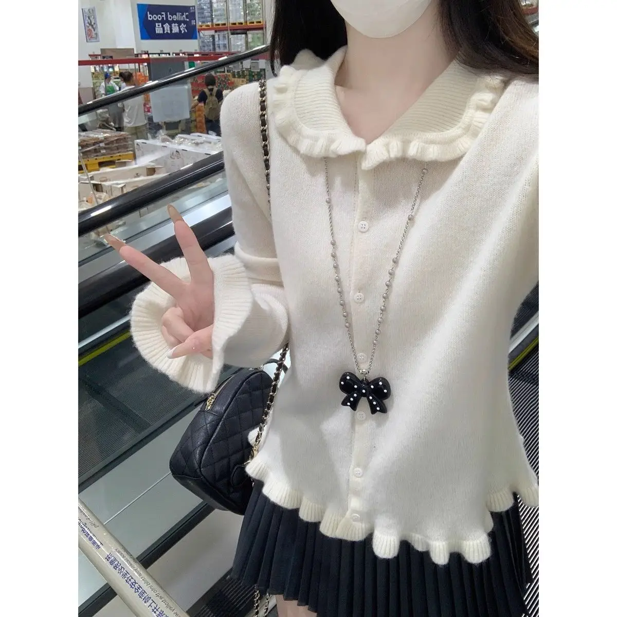

Japan New Sweet Doll Collar Lace Long-Sleeved Sweater For Women With Chic And Gentle Design In Autumn And Winter