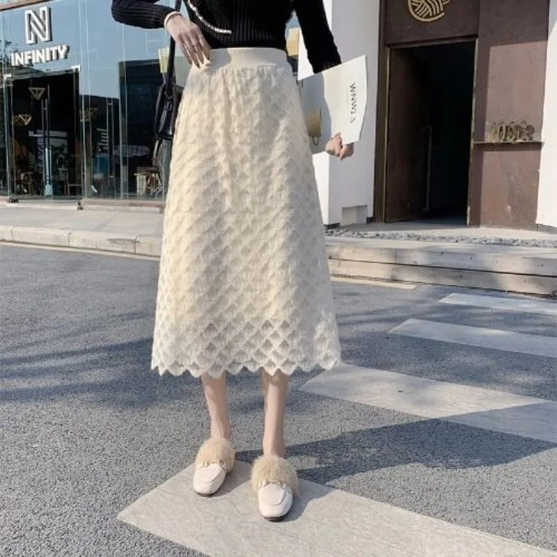 Double knit lace mid length skirt for women autumn and winter solid paired with a sweater for a high A-line skirt female tops