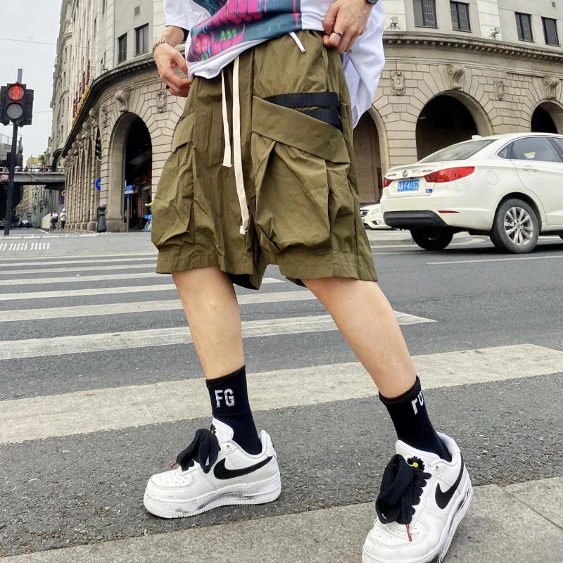 Men's 2024 Summer New Fitness Patchwork Pocket Solid Color Loose Ruched Straight Casual Drawstring Elastic Waist Wide Leg Shorts