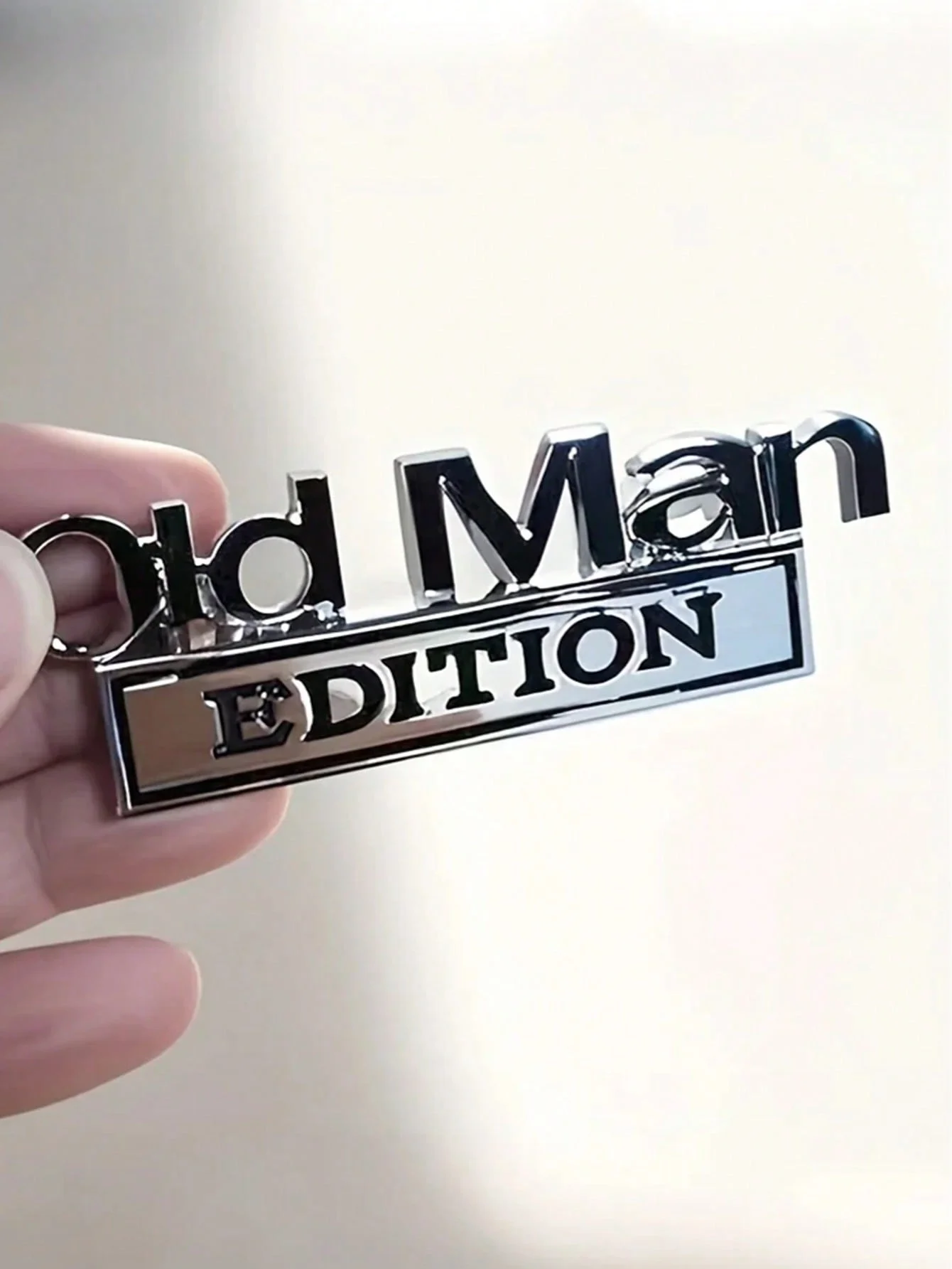 ملصق شارة ثلاثي الأبعاد للرجل العجوز - شعار دراجة نارية لشاحنة سيارة الدفع الرباعي من سبائك الزنك، استبدال ملصق Mudflap المضحك، إصدار الرجل القديم" المعدني