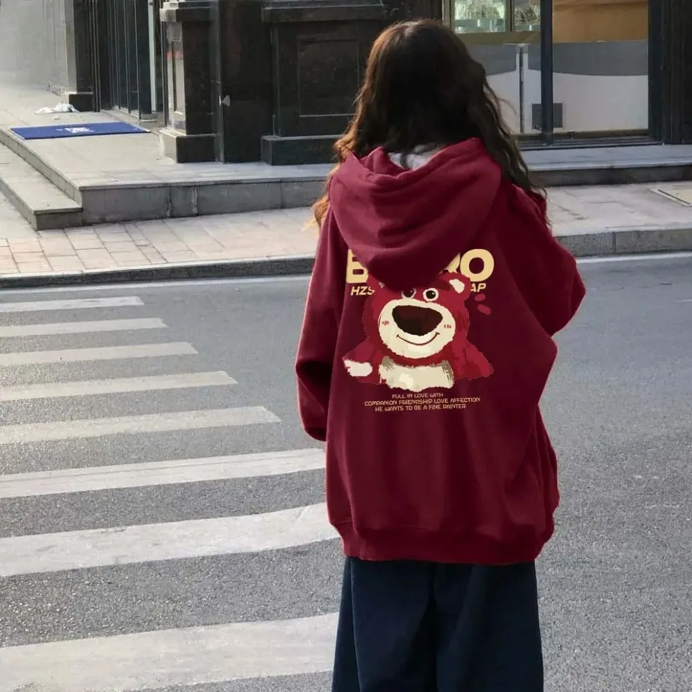 

Disney 2025 Fall/Winter Strawberry Bear Hooded Cardigan Sweater Women's Burgundy Pullover Fleece Thickened Zipper Jacket