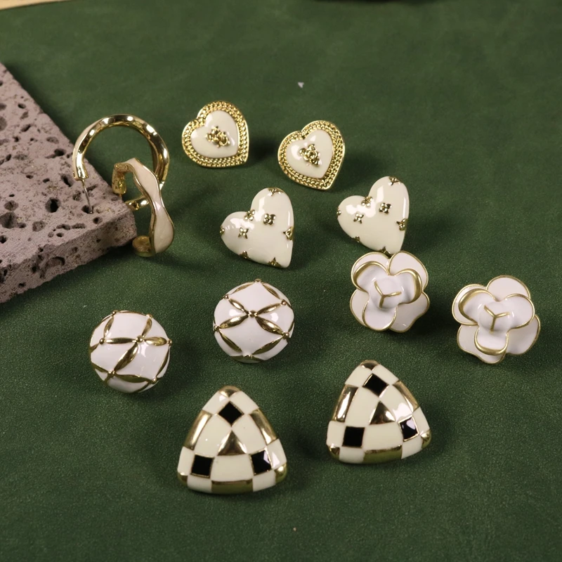 White Enamel Earrings Stud Heart Triangle Flower Brincos Jewelry Vintage Modern Accessories