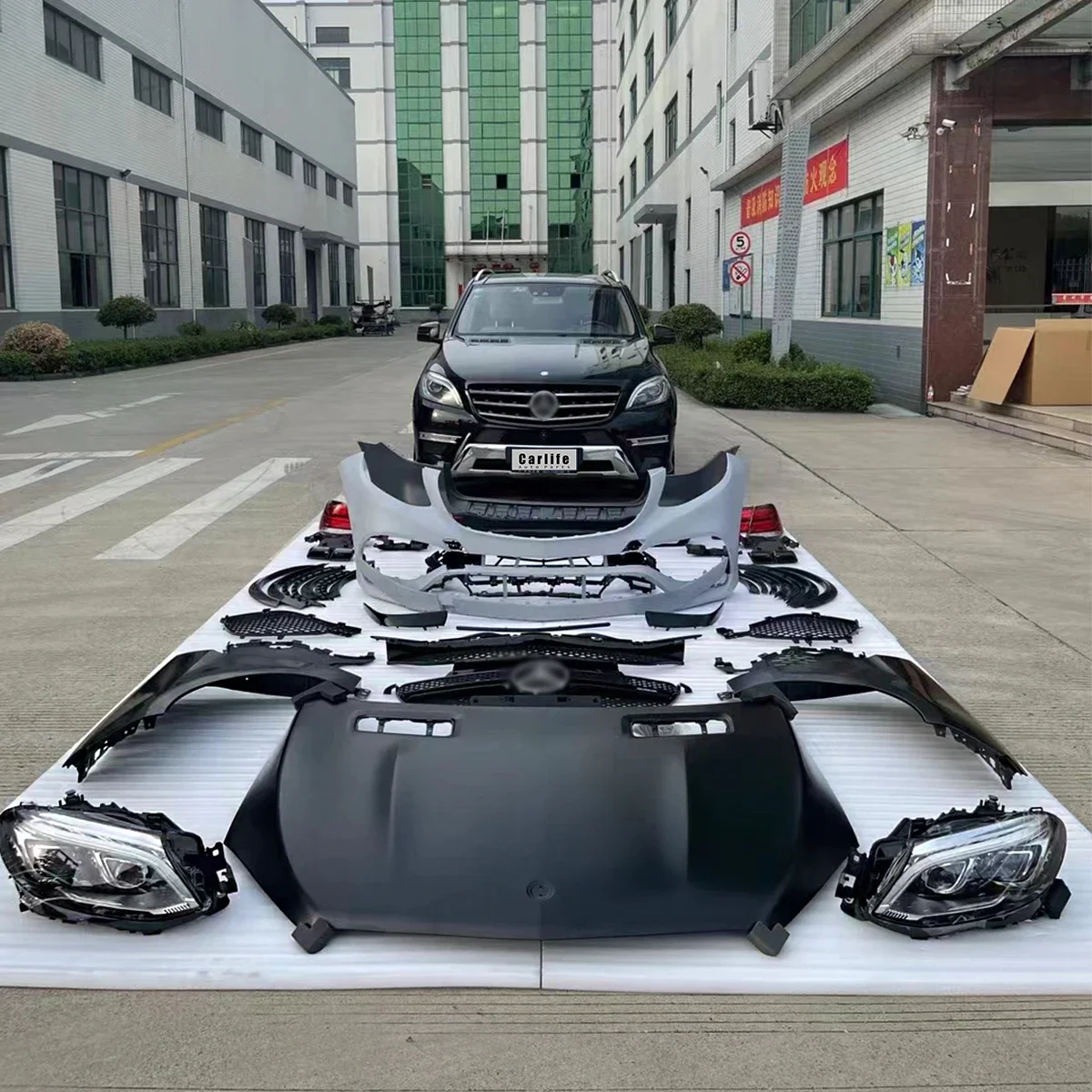 Alterations To 2019 GLE63 AMG Model Car Bumpers Bodykit For Mercedes Benz ML Class W166 2012-2015.