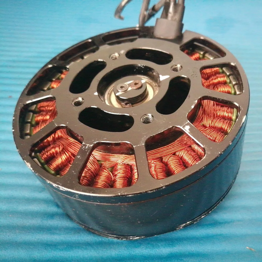 Motor sem escova para drone de proteção de plantas 9245(8320) KV120 Motor UAV multieixos Linha grossa à prova d'água para uso agrícola