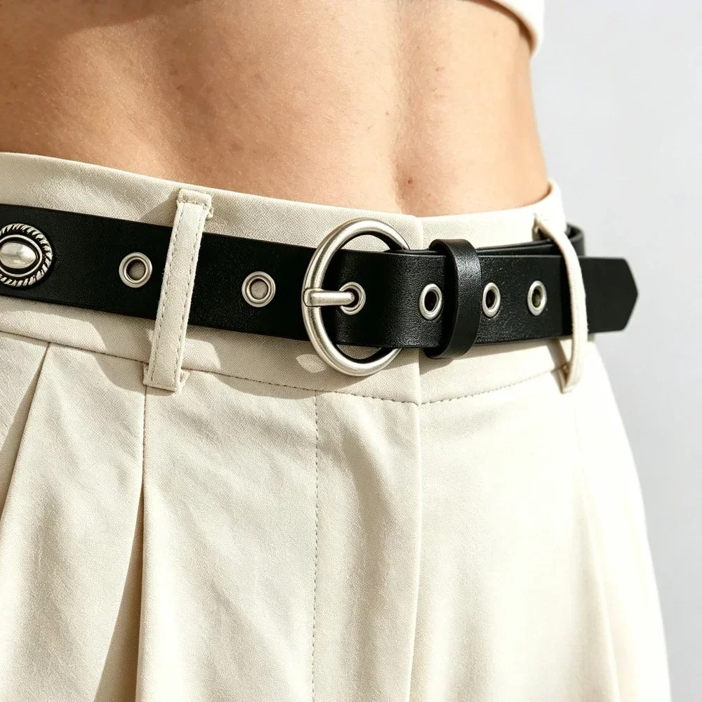 European and American vintage studded belt: a versatile, niche-design accessory with a unique, personalized touch for women.
