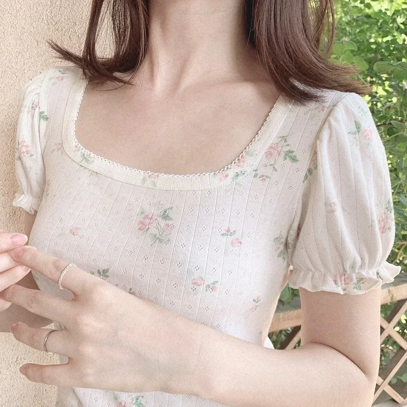 White Floral T-Shirt for Sweet Girl Square Collar Puff Sleeve Rose Print Slim Cotton TShirt Women Summer Tops Kawaii Clothes