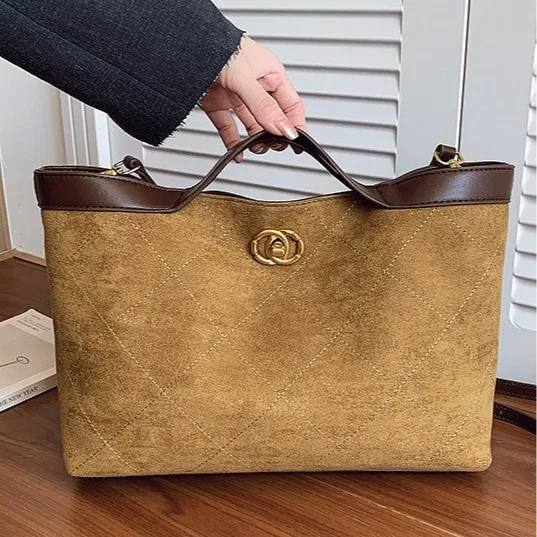 

Новинка 2024 года, большая сумка с цветными блоками — кошелек на плечо с цепочкой большой емкости, минималистичная повседневная сумка для женщин