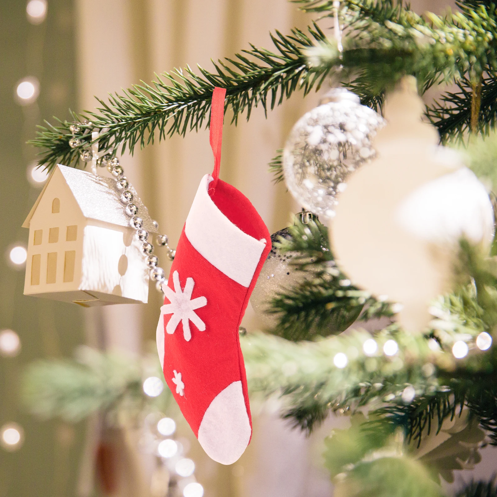 

3Pcs Christmas Stocking Tableware Holder Xmas Cutlery Socks Holiday Party Cutlery Pouch Silverware Table Decoration