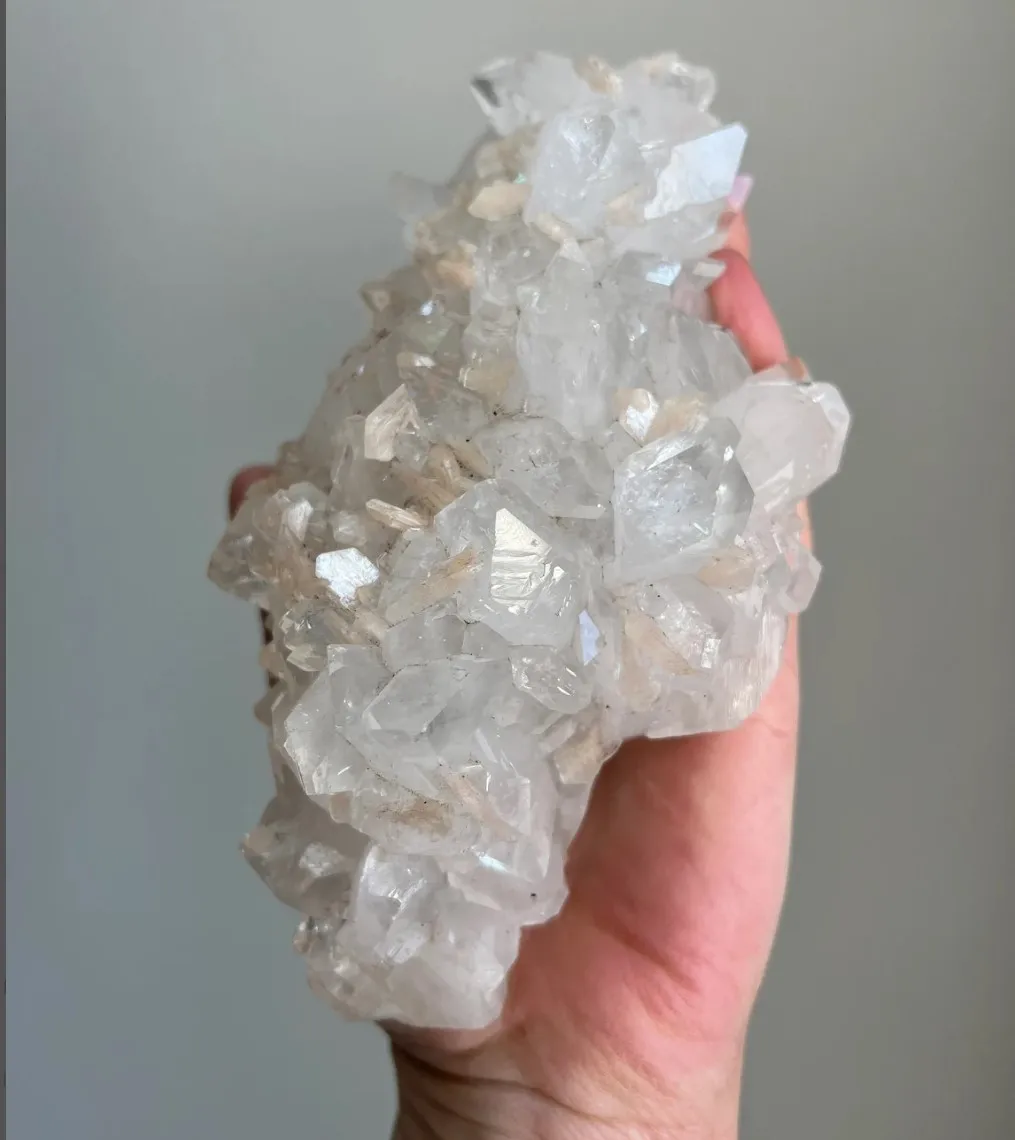 High quality!Natural Apophyllite Cluster Zeolite Crystal Cluster Mineral Specimen Raw Home Decor