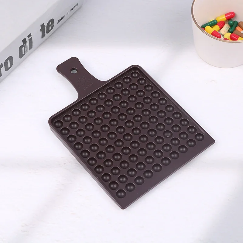 Imagem -04 - Pill Counter Counting Tray Medicina Plate Dispenser Counting Board Tablet Counterpharmacy 100 Buracos
