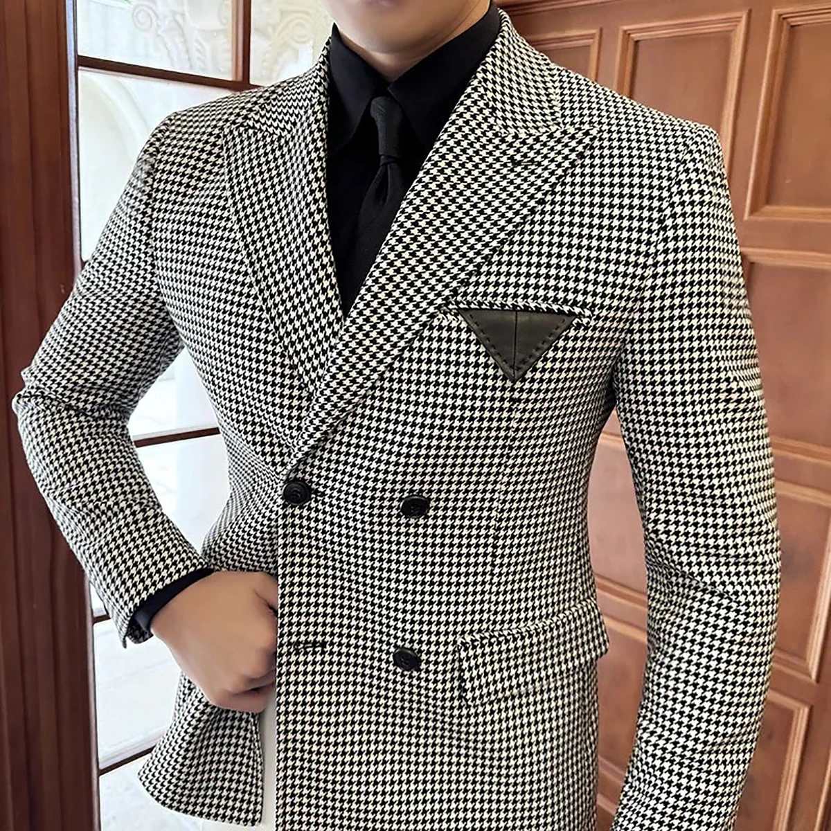 Setelan pernikahan kasual Pria Houndstooth kerah Peaked pengantin pria pakaian bisnis Tuxedo 2 potong jaket celana dibuat sesuai pesanan