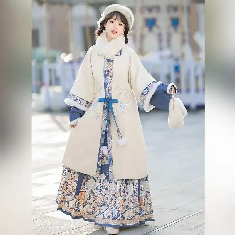 الشتاء محظوظ احتفالي الحدث كوس الملابس رشاقته السنة الجديدة التطريز Hanfu المرأة سلالة مينغ ساحة طوق معطف طويل متماثل