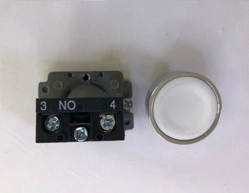 XB2B flat head button XB2BA11 XB2BA11C = ZB2BA1C + ZB2BZ101C