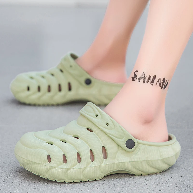Summer Men's Hole Shoes Thick Bottom Anti-Slip Wear-Resistant Slippers Couple Style Outdoor Fashion Lightweight Beach Sandals - view 3