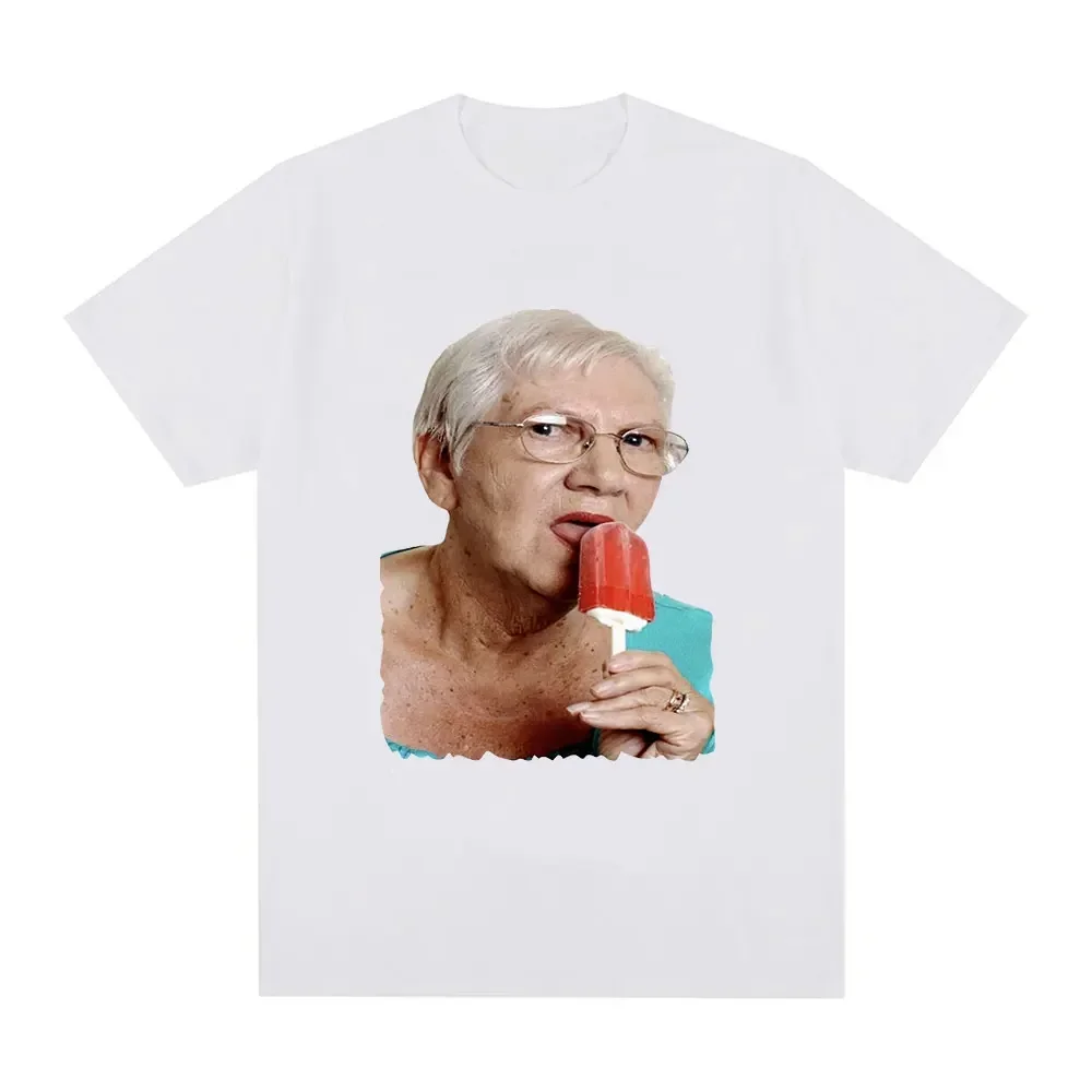 Creative and Funny Grandma Licking Red Popsicle Tshirt Cute Grandma Ice Cream Tshirtcasual Oversized Tshirt Suitable for Women