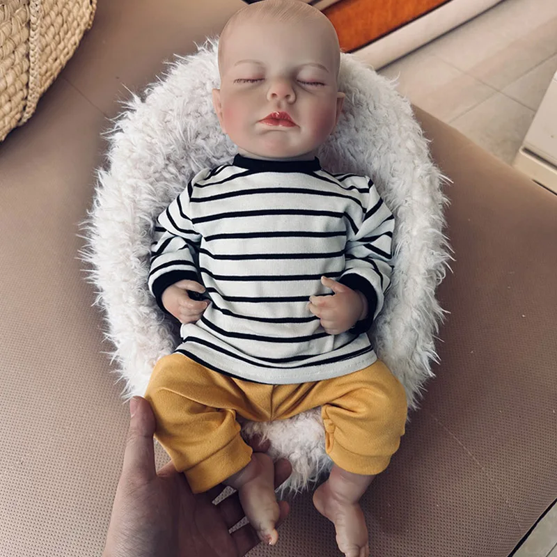 眠っている新生児の男の子の人形、リアルな新生児の男の子の人形、子供のためのクリスマスギフト、48cm、18.9インチ