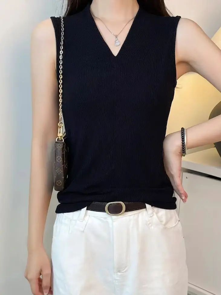 V Neck Vest Figure-hugging Modest Side-Boob Coverage Short-Sleeved Ribbed Tank Top Skin-friendly Breathable.