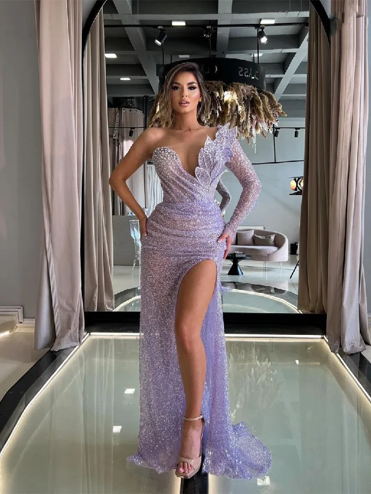 Stylish Mermaid Evening Dresses One Long Sleeve V Neck Sequins Beaded Appliques 3D Lace Side Slit Prom Dresesses Custom Made