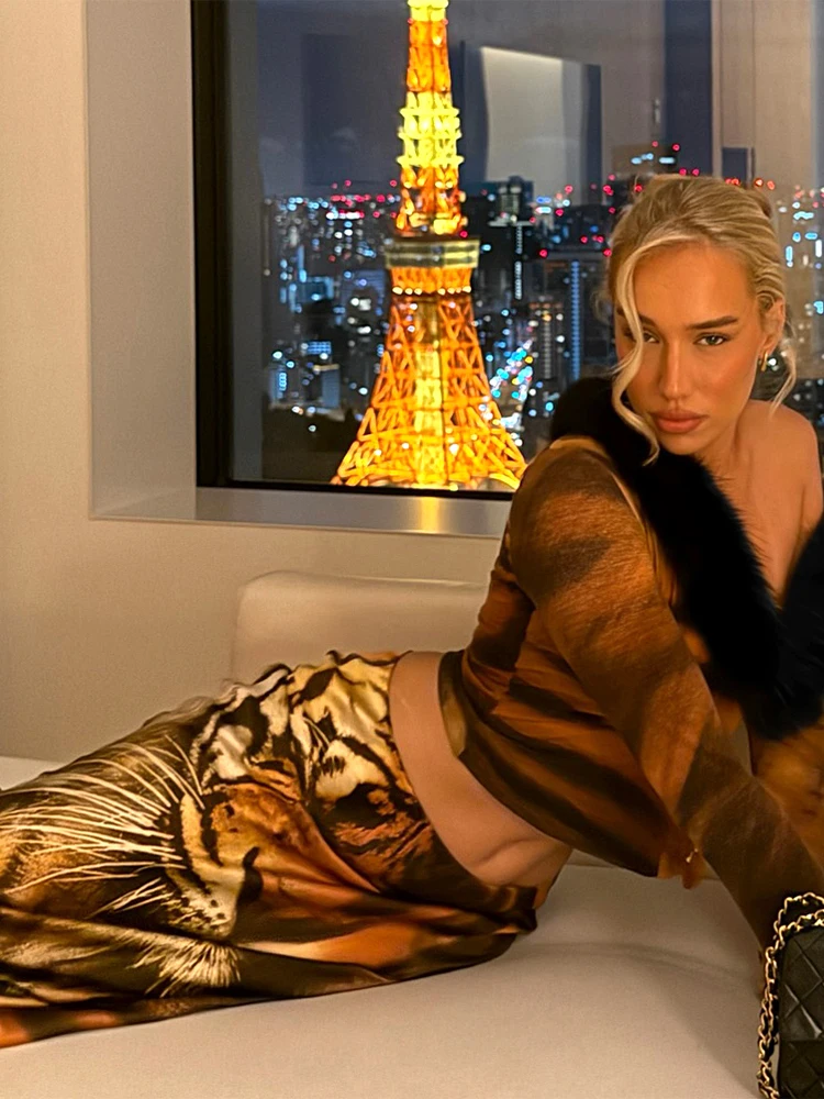 Whatiwear sexy moda 2 peça conjunto mulher tigre impressão peludo retalhos baixo pescoço manga cheia topos + saias longas festa roupas elegantes