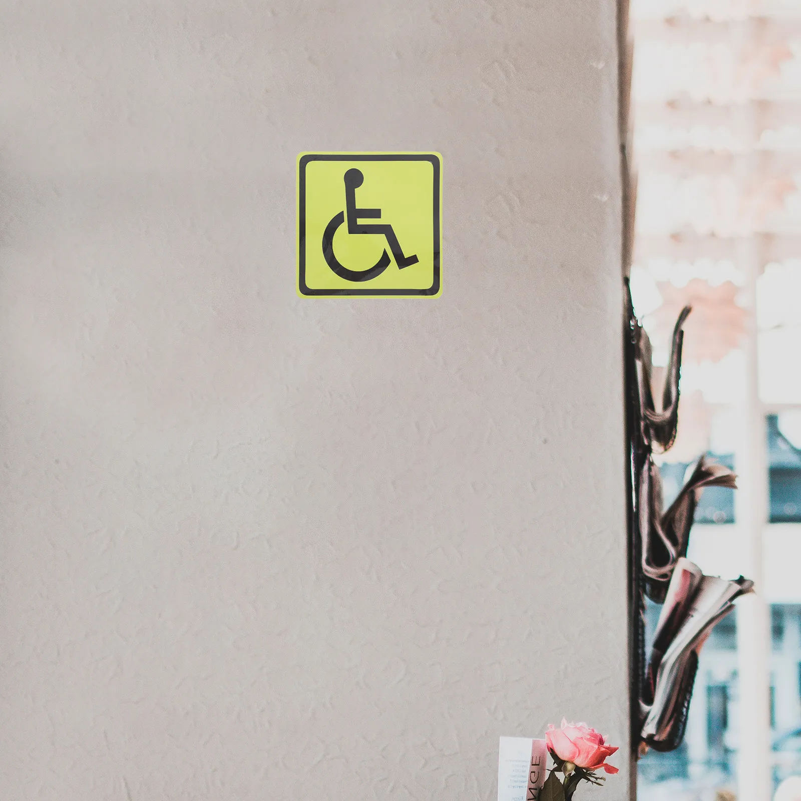 adesivos-de-simbolo-de-cadeira-de-rodas-para-deficientes-4-pecas-sinais-de-aviso-de-alta-visibilidade-para-seguranca-no-trafego-interno-e-externo