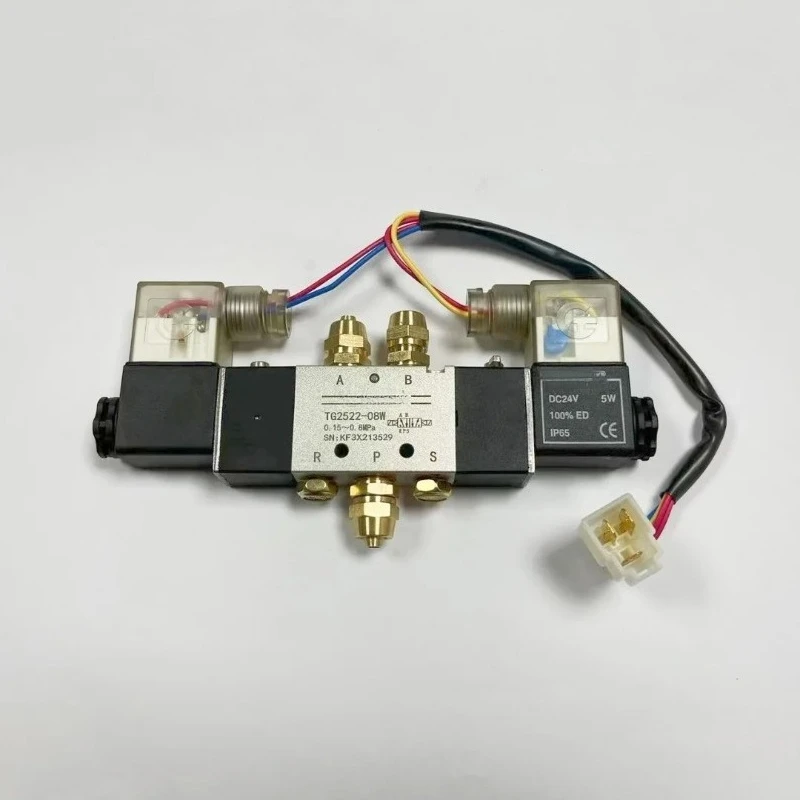 2522-08W 24V Door Pump Solenoid Valve with Wire, for buses and coaches
