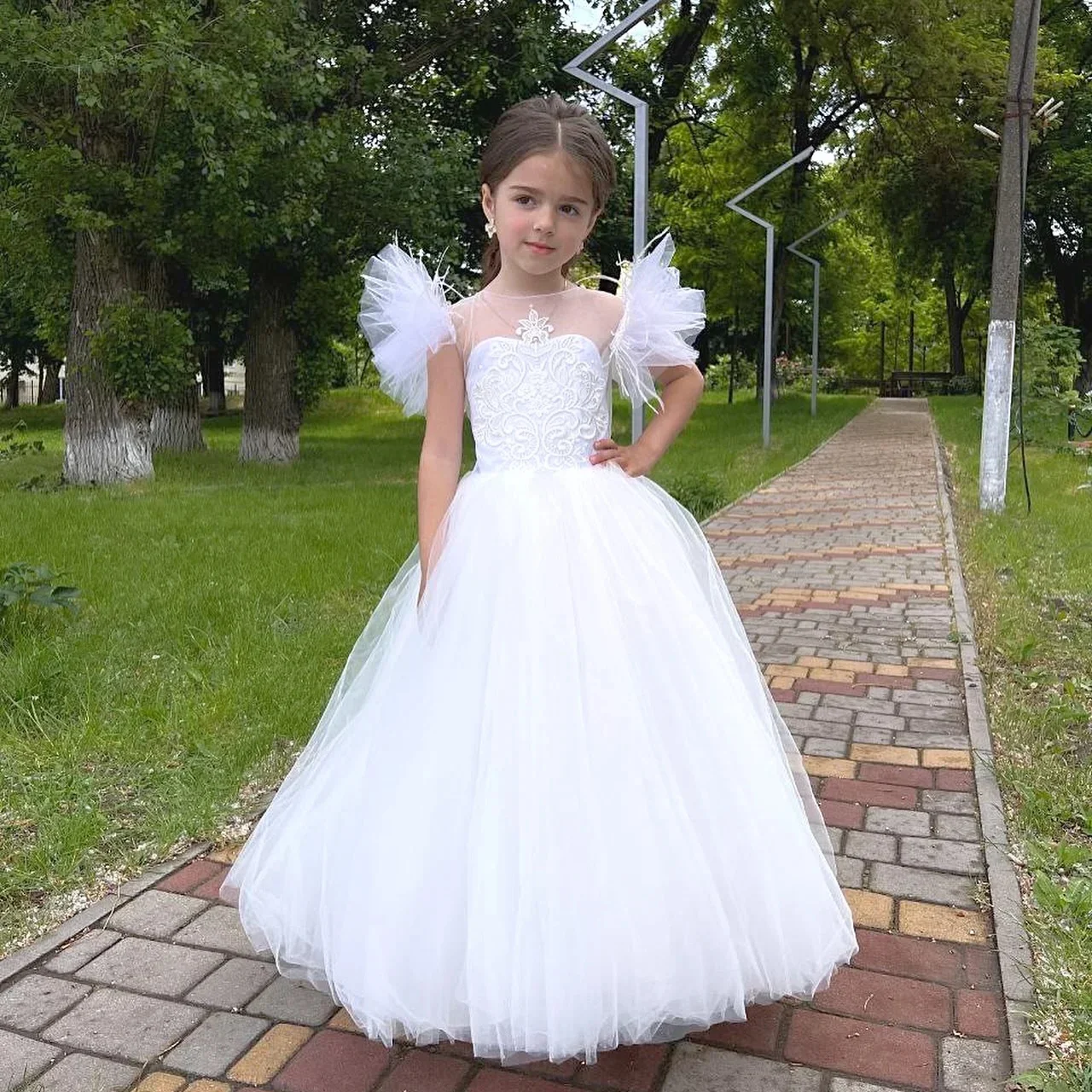 Customized Pure White Flower Girl Dresses For Wedding Tulle Appliques Elegant Princess Formal Prom Graduation Bridesmaide Gown