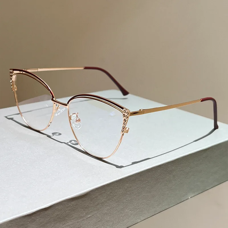 Patchwork Cat Eye Anti-Blue Light Glasses Frame for Women New Fashion Crystal Shiny Eyeglasses Ladies Alloy Computer Shades