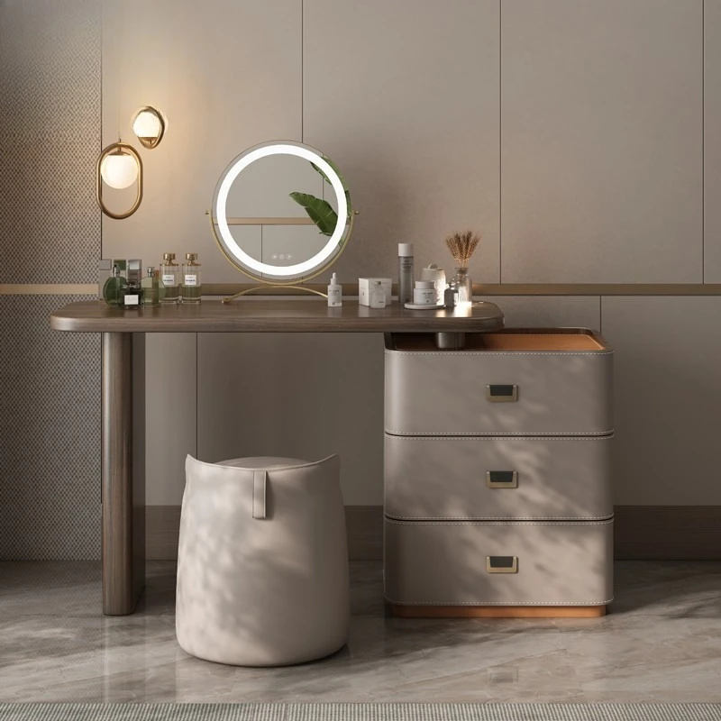 

Saddle leather dresser and chest of drawers, can be put and stored in one piece