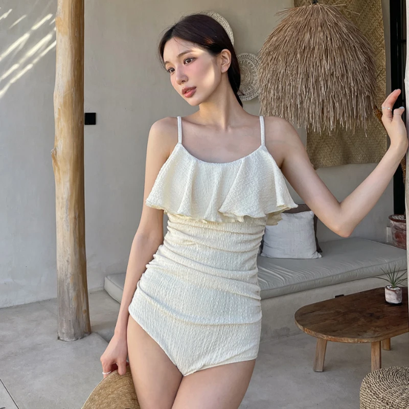 

2023 Korean Version Solid Color One Piece Swimsuit with Feminine Ruffle Edge Strap Bikini Hot Spring Hot Girl Beach Bikini