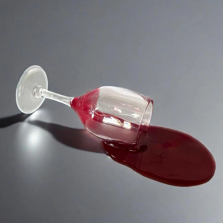 Hyper Realistic Spilled Red Wine Glass Prop - Lifelike Fallen Tipped Over Wine Cup for Photography Bar & Home Decoration Display - view 4