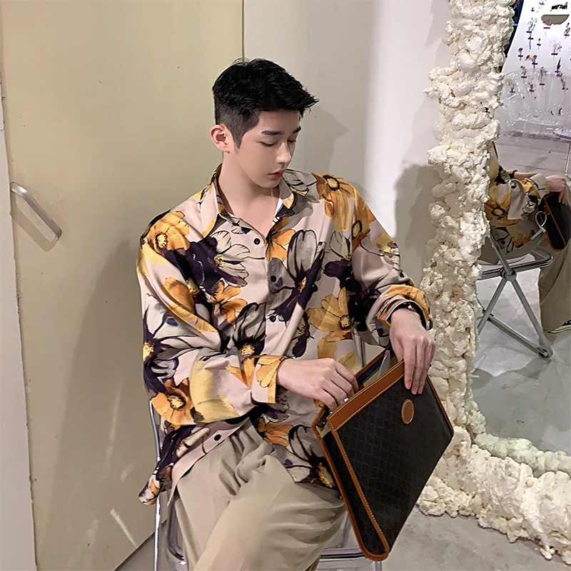 

Мужская свободная рубашка с принтом на весну-осень, модная, драпированная, длинная, повседневная, в корейском стиле, лёгкая и удобная.