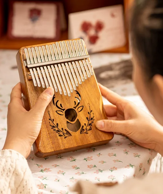 8 17 21Key Mini Kalimba de madera exquisito dedo pulgar Piano Marimba Musical buen accesorio colgante regalo