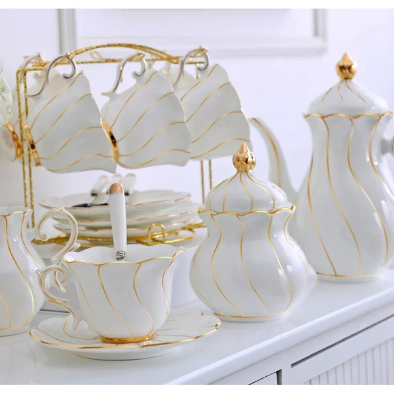 White Porcelain Tea Set Luxury British Style Tea/Coffee Cup Golden Trim Elegant Tea Set for Women