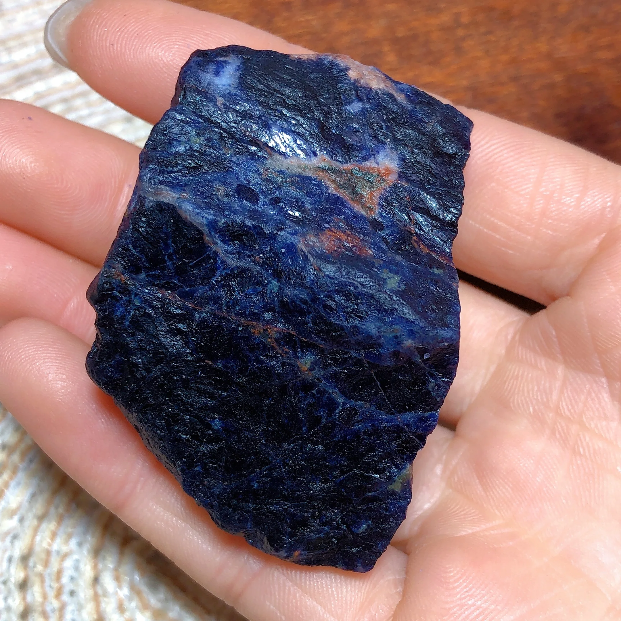 

Natural Crystal Sodalite Raw Stone Bounding Rare Wholesale Specimen Mineral High Quality Precious Decoration Gift