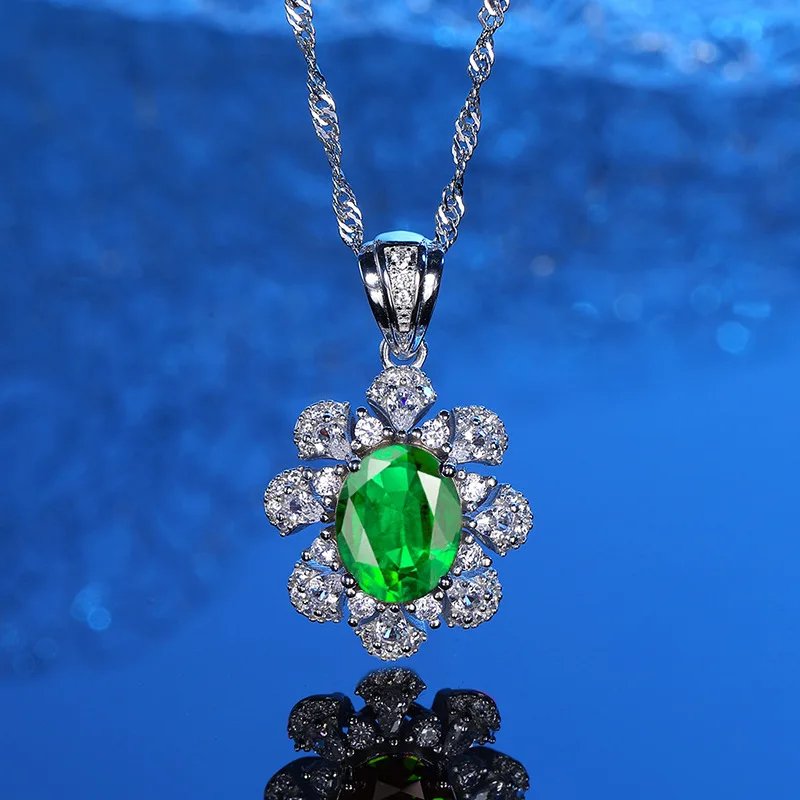 

PT950 Platinum Artificially Cultivated Gemstone Green Blue Red Gemstone Necklace Female Full Diamond Princess Wind Three