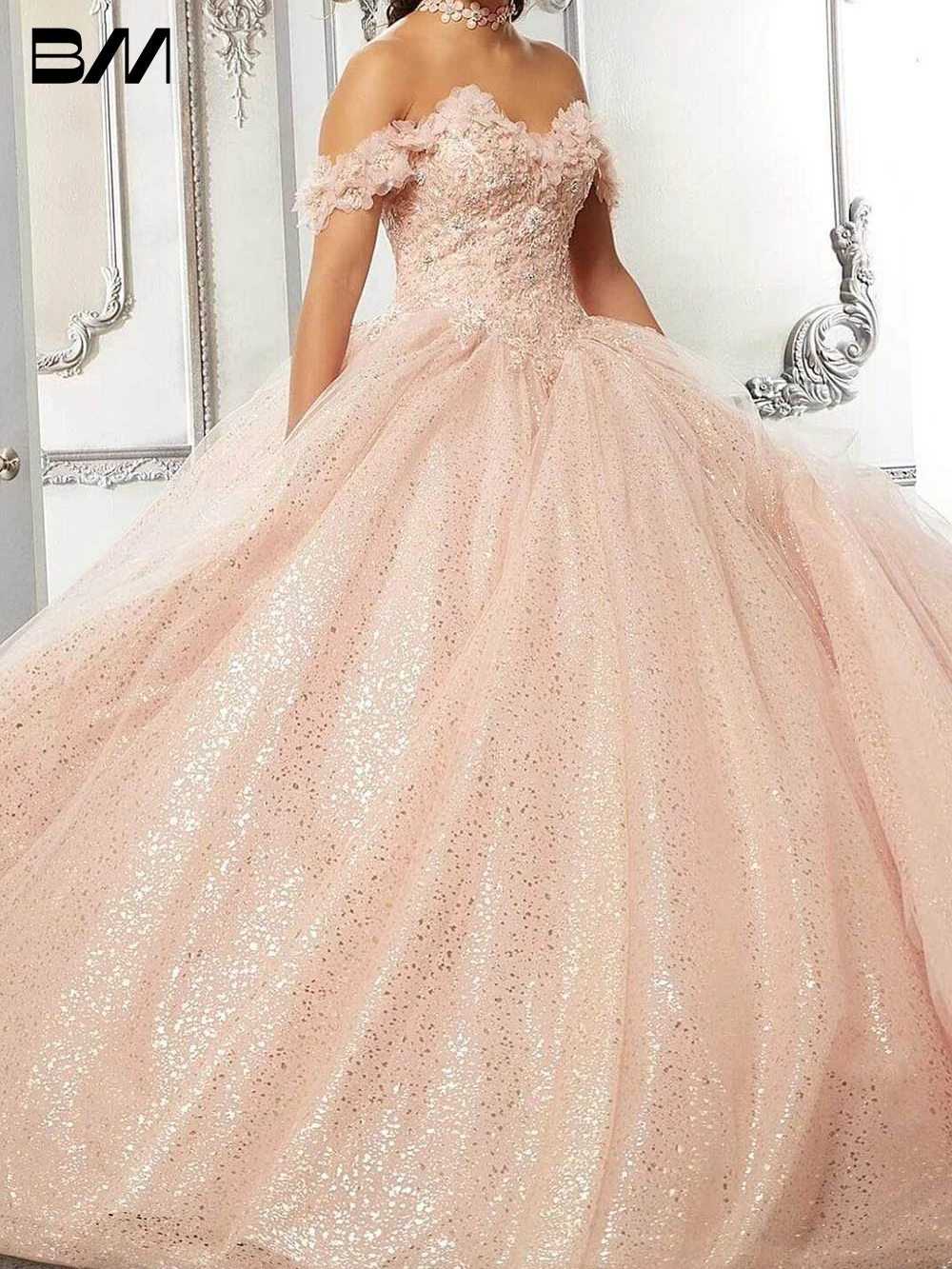 Sweetheart Embroidered Quinceanera Dress 2023 Appliques Floral Party Dress Lace Up Evening Dress  Vestidos De Noche